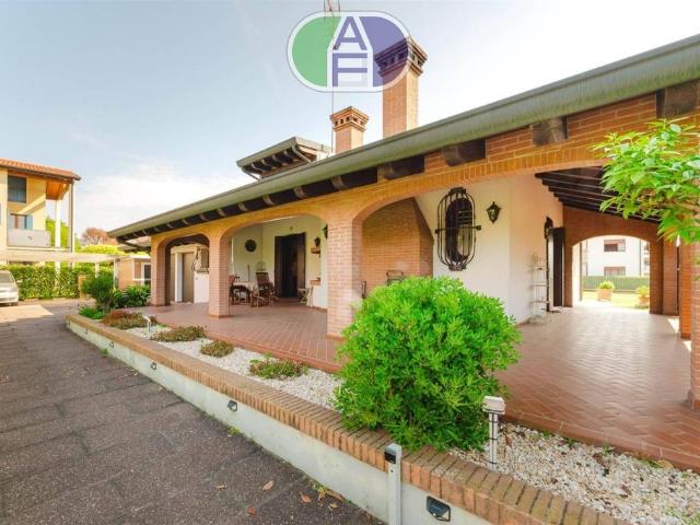 Villa di 173 mq in vendita Via Sauro, 25, Salzano, Veneto