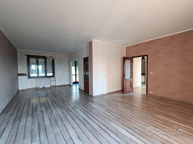 Villa di 178 m² con 5 locali e box auto doppio a M