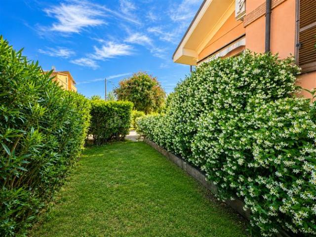 Villa di 180 mq a Axa, Casal Palocco, Infernetto Roma