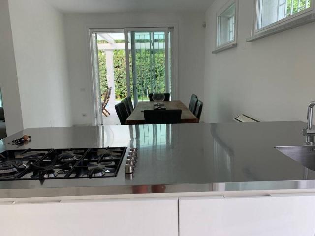 Villa di 185 mq in affitto Via Poveromo, 49, Massa, Massa Carrara, Toscana
