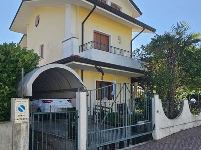 Villa di 199 mq in vendita Via Gorgona, 7, Caorle, Venezia, Veneto