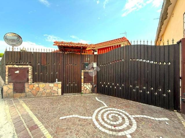 Villa di 211 mq in vendita Via Fusaro, 39, Bacoli, Napoli, Campania