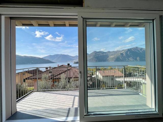 Esclusiva villa di 219 mq in vendita Marone, Lombardia