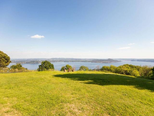 Villa di 235 mq in vendita Via del Pirich, Lesa, Piemonte