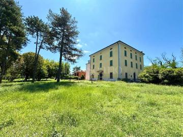 Tavernelle d'Emilia, Modena Emilia Romagna, Emilia Romagna