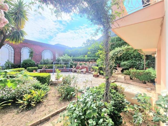 Villa di 275 mq a Centro Altofonte