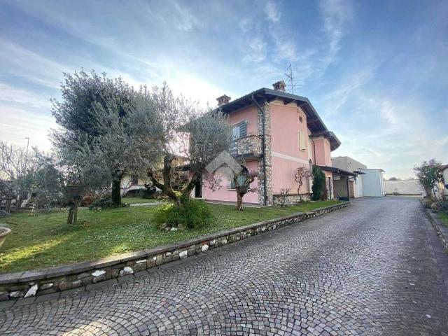 Villa di 280 mq in vendita VIA MASSIMILIAN KOLBE, 25, Cazzago San Martino, Brescia, Lombardia