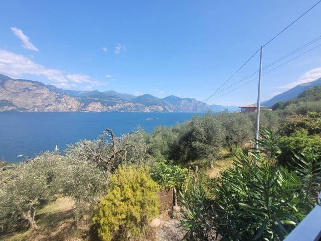 Villa di 280 mq in vendita Via Ugo Foscolo, 1, Brenzone, Verona, Veneto