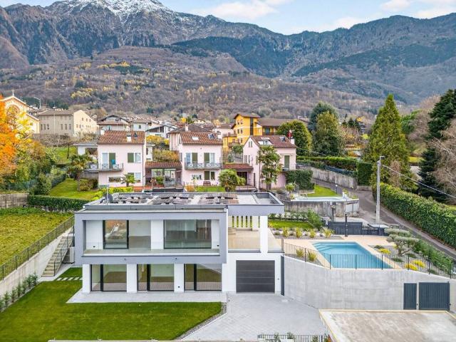 Villa di 284 mq in vendita Via Perlino, Colico, Lombardia