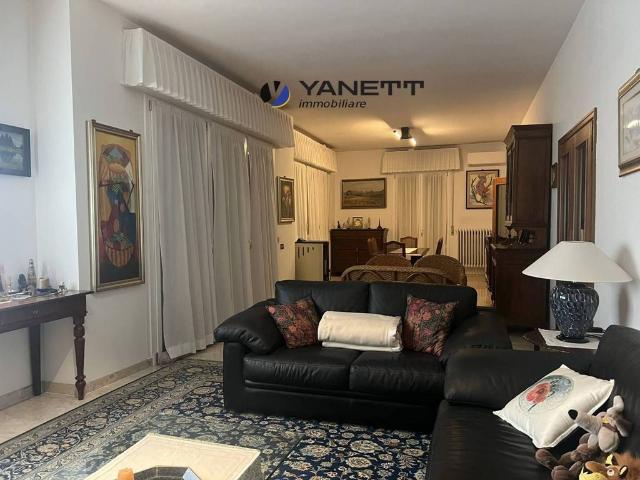 Esclusiva villa di 286 mq in vendita Albinea, Italia