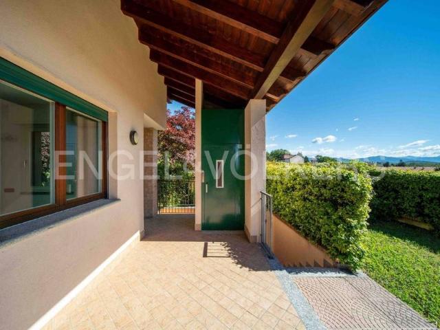 Villa di 288 mq in vendita Via della Torretta, 6, Gazzada Schianno, Lombardia