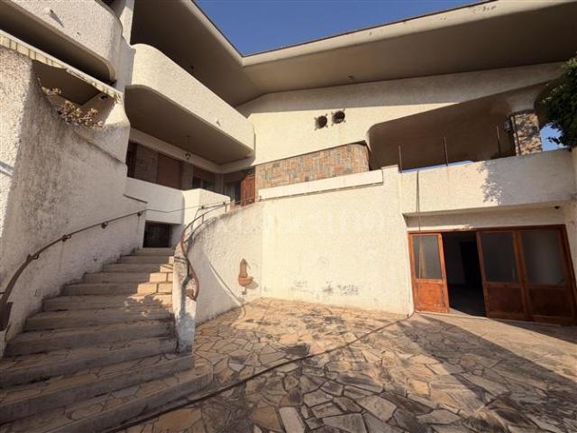 Villa di 300 mq a Tor San Lorenzo, Nuova California, Landriana Ardea