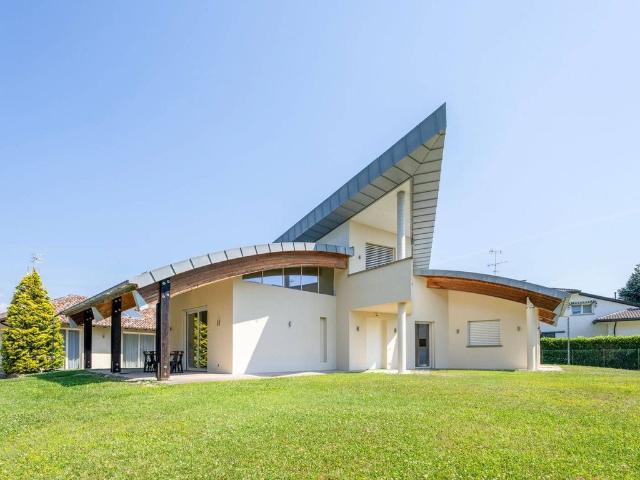 Villa di 317 mq in vendita Via Rossini, Gozzano, Novara, Piemonte
