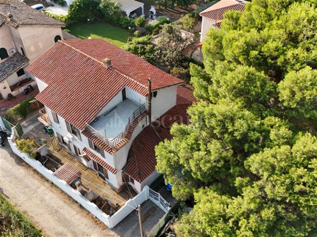 Villa di 330 mq a Margine Rosso, Sant'Anastasia Quartu Sant'Elena