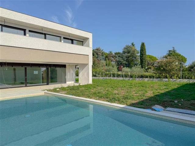 Villa di 335 mq a Moniga del Garda