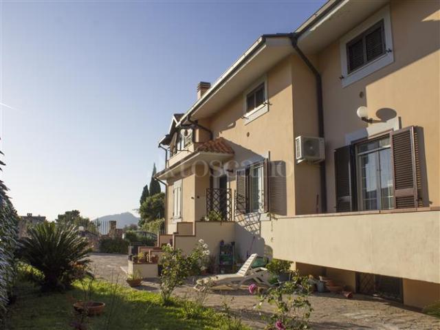 Villa di 336 mq a Cervaro