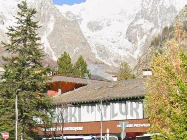 Esclusiva villa di 360 mq in vendita Courmayeur, Italia