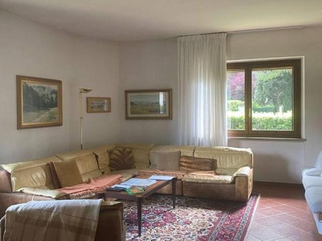 Villa di 390 mq in vendita Via Ruggero Nuti, Prato, Toscana