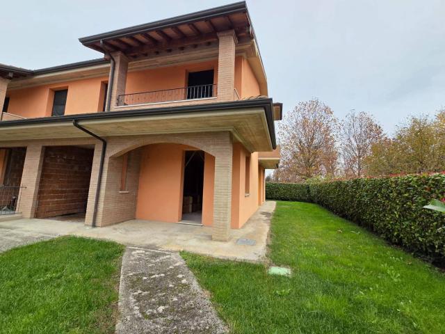 Villa di Testa in vendita a San Possidonio