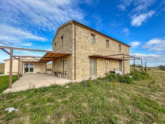 villa di ultima generazione 254m² Cingoli