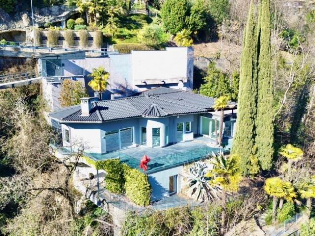 Villa di design con vista mozzafiato sul lago con SPA e piscina interna Vico Morcote