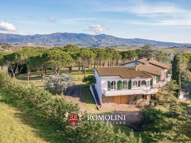 Villa DI Lusso Con Campo Da Tennis In Vendita A Vinci, Tosca. 512m² Vinci