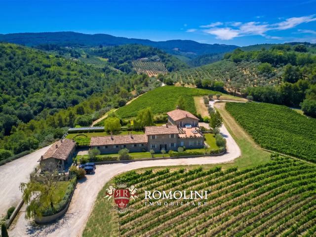 Villa DI Lusso Con Cantina Moderna In Vendita In Umbria, Mon. 3100m² Bevagna