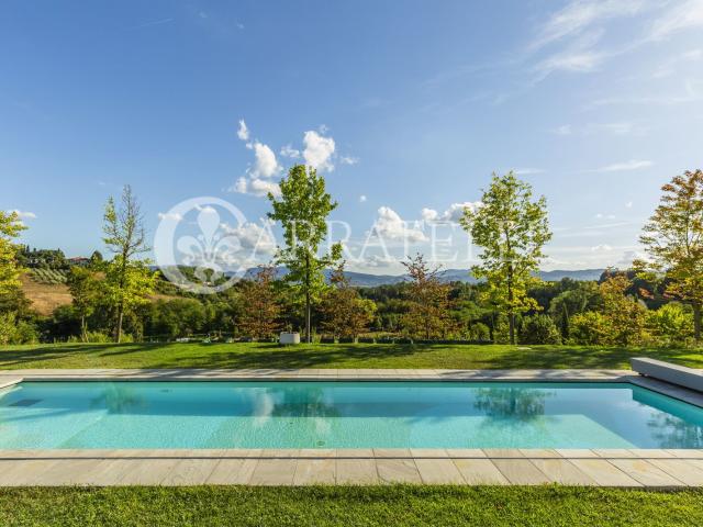 Villa di lusso con piscina nel Mugello, vicino Firenze, con. 1475m² San Piero a Sieve