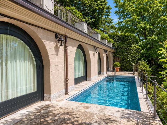 Villa di lusso con piscina sul lago Maggiore 274m² Meina