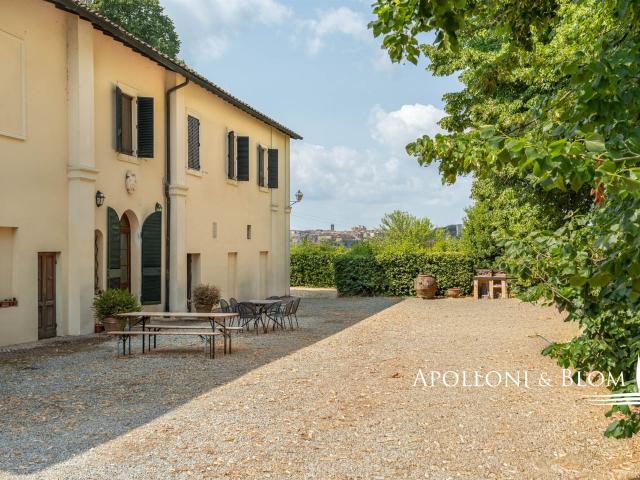 Villa di Lusso del 1500 a Siena, Toscana 571m² Siena