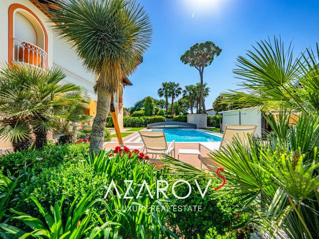 Villa di lusso in vendita a Forte dei Marmi 550m² Forte dei Marmi