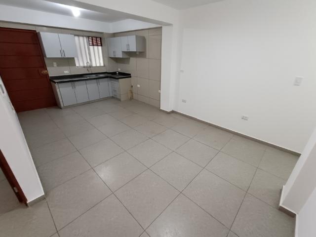 VILLA EL SALVADOR VENTA DEPARTAMENTOS SEMINUEVOS ÁREA 74 m2