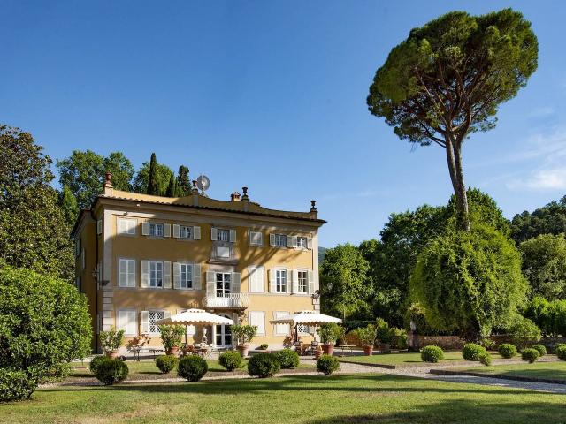 Villa Elaterio, an aristocratic 17th century villa, stands majestically submerged within a beautiful parkland along the rolling hills that surround the walled city of Lucca. B