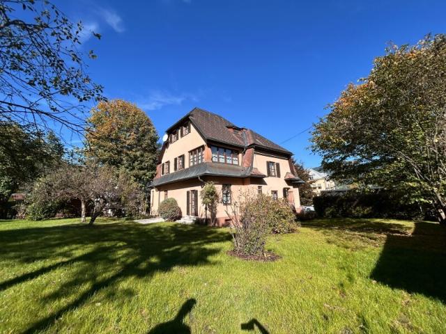 Villa! Elegante Zeitreise: Charmante Villa aus 1933 mit zeitlosem Flair!