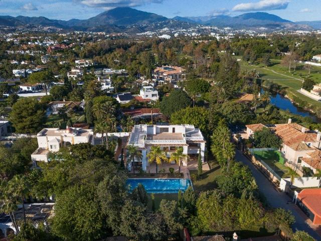 Villa en venta a estrenar en Estepona Málaga