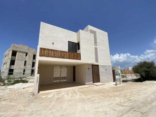 Villa en venta a 100 metros de la playa en San Benito