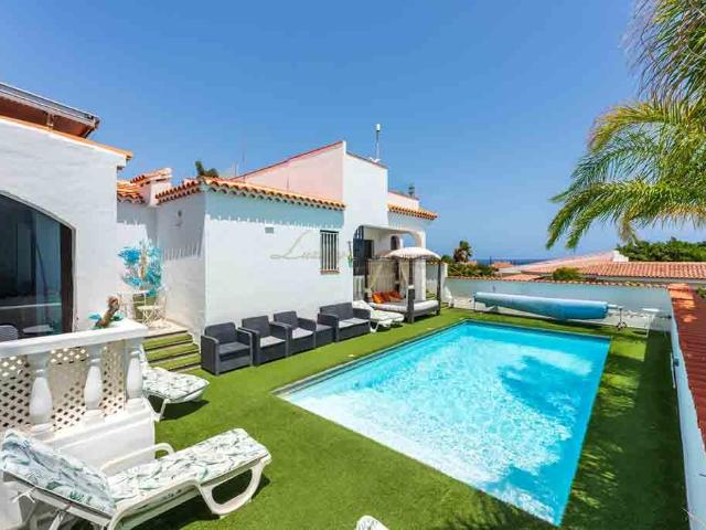 Villa en venta Amarilla Golf