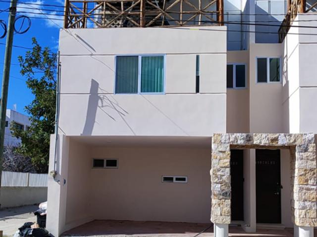 Villa en Venta Amueblada en la Playa de Chicxulub Puerto