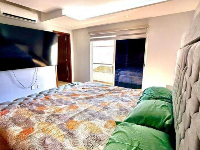 VILLA EN VENTA ATRAS DEL CLUB DEPORTIVO