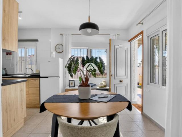 Villa en venta en Torrevieja Alicante