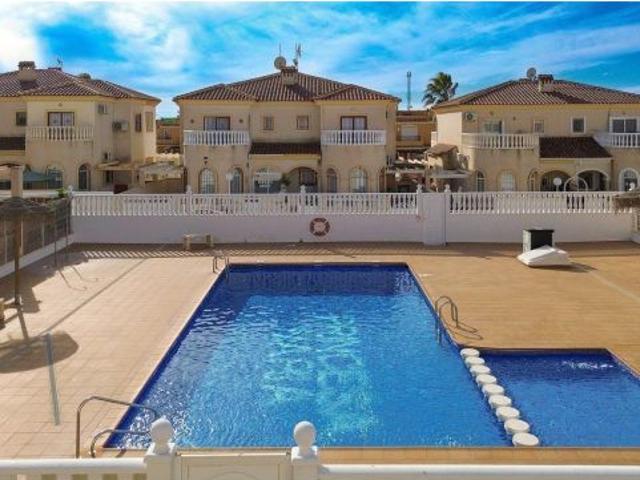 Villa en Venta en Torrevieja, Alicante