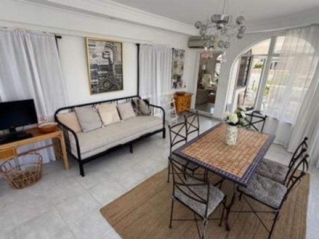 villa en Venta en Torrevieja. BIXP T15