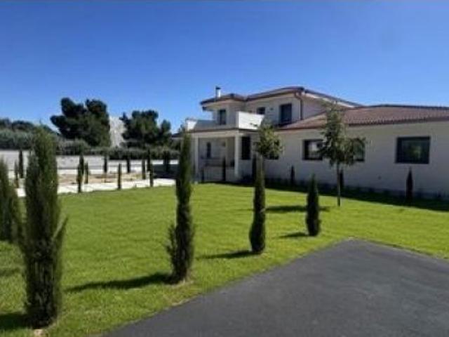 villa en Venta en Valdemorillo. ETRV T10060