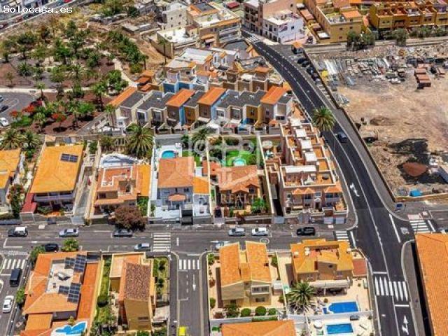 villa en Venta en Adeje. UEBZ T1093