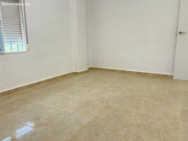 Villa en Venta en Algueña, Alicante