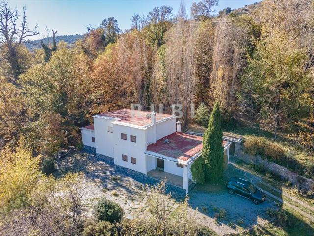 Villa en venta en Alpujarra de la Sierra Granada