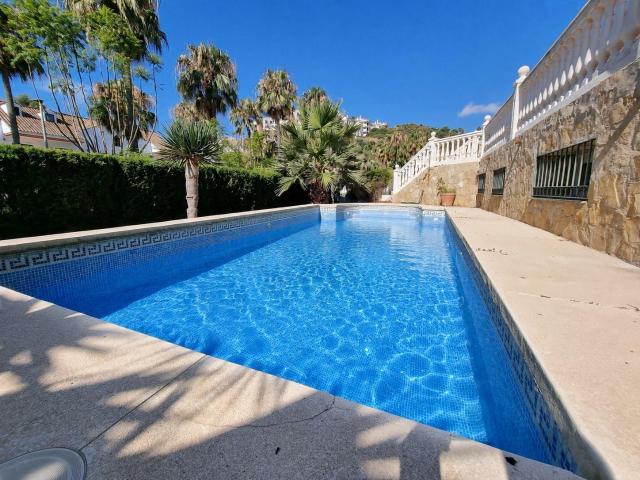 Villa en venta en Benalmádena Málaga