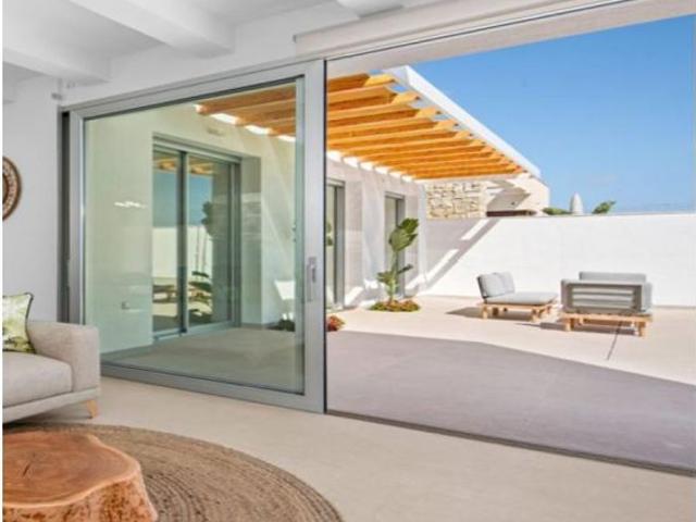 Villa en Venta en Benijófar, Alicante