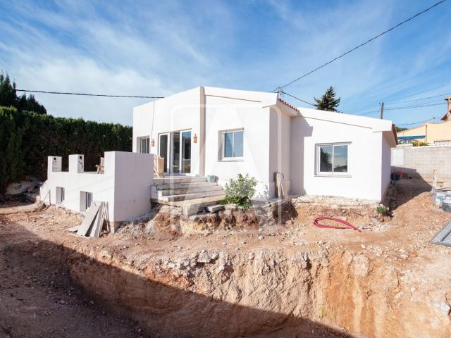 & 13 & 13 & 13 & 13 & 13 & 13 145m² Benissa