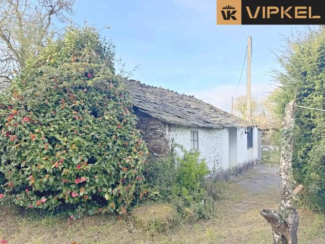 Villa en venta en Begonte Lugo